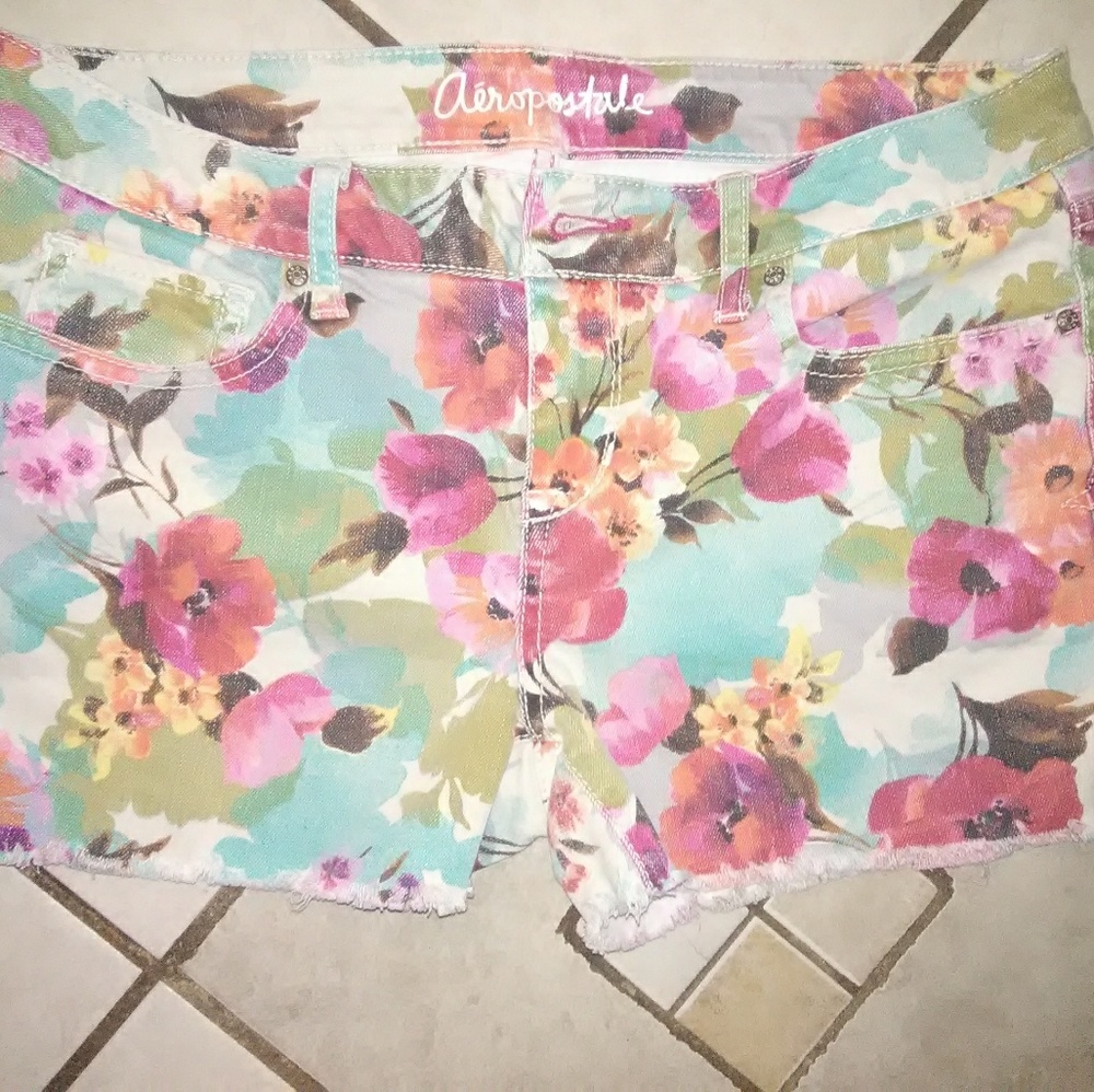 Women's Aeropostale size 8 shorts